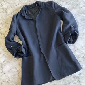 T Tahari navy blue open front blazer
